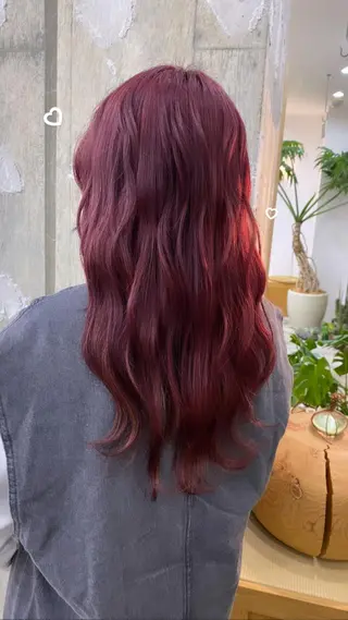 ロング カラー KVELL ユナのヘアスタイル