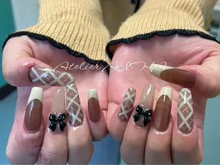 ロング アトリエAIHA★ フィルイン推奨サロンのネイルデザイン
