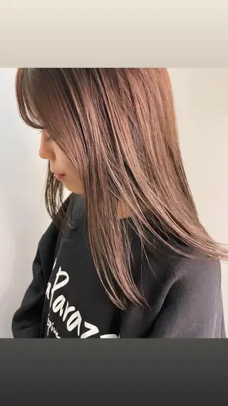 セミロング カラー レイヤー べージュ 白石研太のヘアスタイル