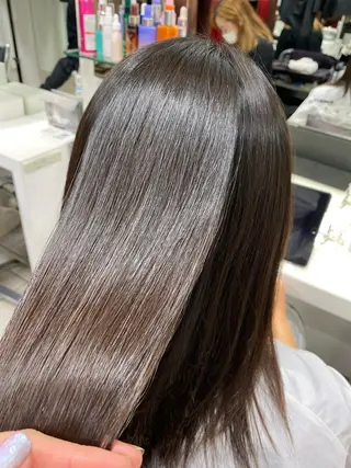 ミディアム パーマ ショートヘア / 星野菜月のヘアスタイル