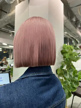 ショート カラー ハイトーン&髪質改善 &韓国エクステ🤎のヘアスタイル