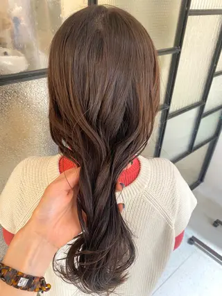 セミロング カラー 安永 涼のヘアスタイル