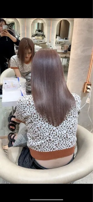 カラー 艶カラー/艶髪矯正/ レイヤー/ひなき🎀のヘアスタイル