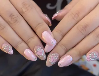 ネイル Pure&Rich Nailのネイルデザイン