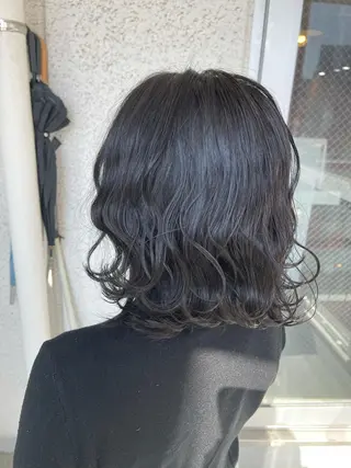 ミディアム カラー 岩谷/ブリーチ 🪽透明感カラーのヘアスタイル