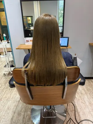 ロング カラー 加藤 まりえのヘアスタイル