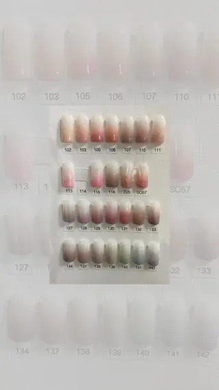 ネイル :*~🌿Flora miku🌙~:*のネイルデザイン