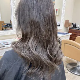 カラー SALOWIN栄 高須大貴のヘアスタイル