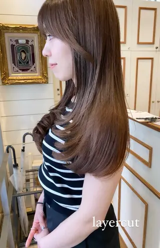 ロング HIDERO/渋谷/ 韓国/顔周りカットのヘアスタイル