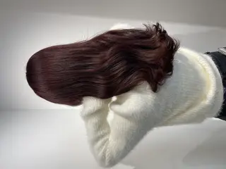 ロング 生涯の”美”パートナ ーQUATRO鈴木のヘアスタイル