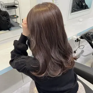 ロング メンズ 艶感ミルクティー🤍 色落ち綺麗🤍ともやのヘアスタイル