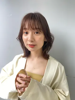 ミディアム 顔周りの垢抜けヘア 立山愛梨のヘアスタイル