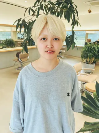 ショート カラー つくばUtooe's 副店長　寺沢颯のヘアスタイル
