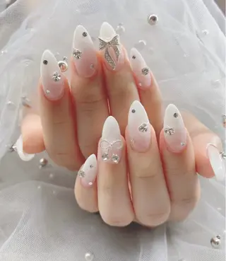 ネイル I-nailロング /ワンホン/キラキラのネイルデザイン