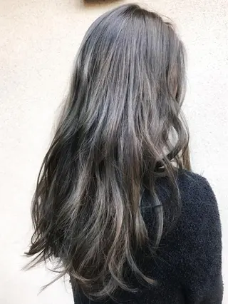 ロング カラー vato バトのヘアスタイル