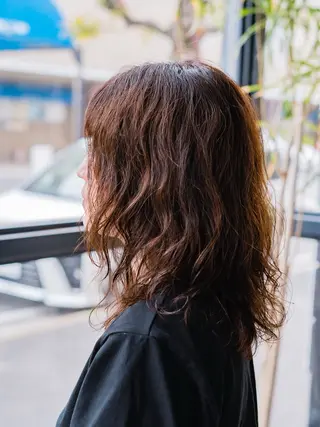 ミディアム パーマ 難波 侑希のヘアスタイル