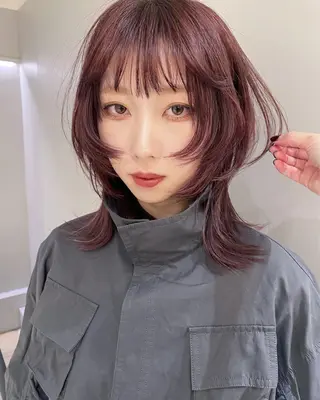 ミディアム カラー ウルフカット ハッシュカット/七海のヘアスタイル