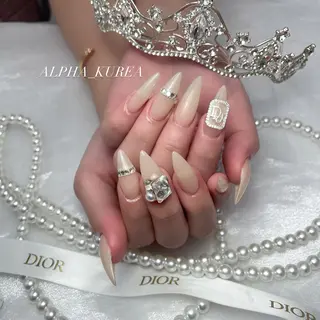 ネイル ALPHA. KUREAのネイルデザイン