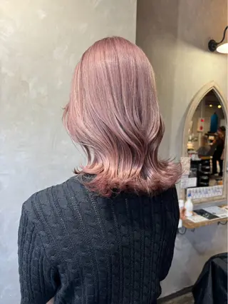 カラー 村下 美尋のヘアスタイル