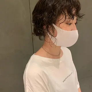 パーマ SAKINO. ベージュカラーのヘアスタイル