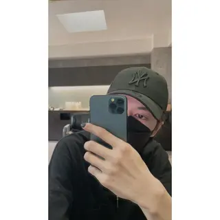 カラー AGATES所属・齊藤 賢祐のヘアスタイル