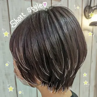 ショート 宮下 彩佳のヘアスタイル