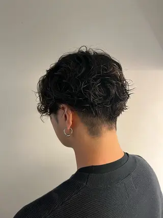 パーマ メンズ 透明感カラー人気 ナンバーワンMIYUのヘアスタイル
