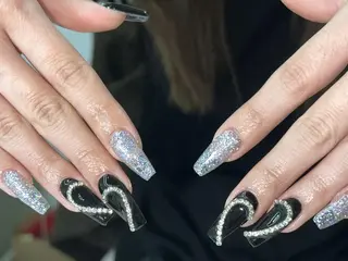ネイル 🦋y y Nail 🤍のネイルデザイン