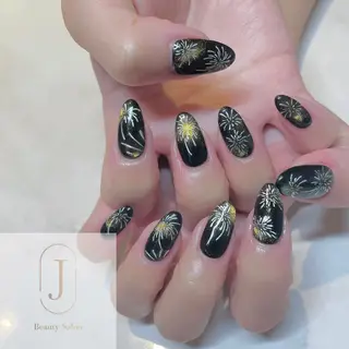 ネイル Nail Salon Luna.RINAのネイルデザイン
