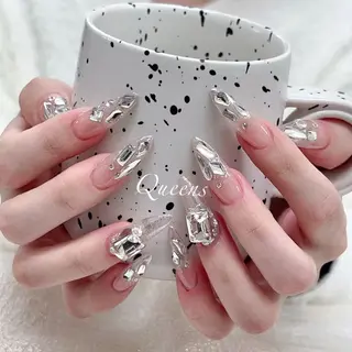 ネイル Queens ゲンのネイルデザイン