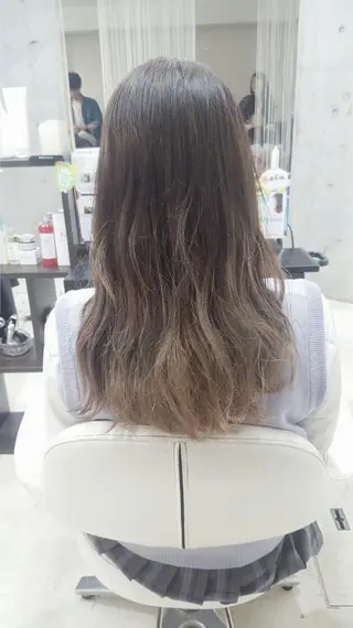 ロング カラー 髪質改善×レイヤー 高嶋のヘアスタイル