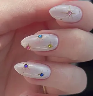 ネイル ネイリスト ハンのネイルデザイン