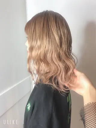 セミロング カラー ウルフカット ハッシュカット/七海のヘアスタイル
