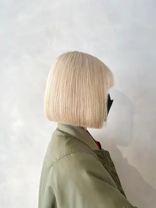 ショート カラー ハイトーン×レイヤー ／遠藤将太のヘアスタイル