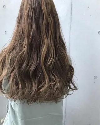 ロング カラー 🪄 maasa🪄のヘアスタイル