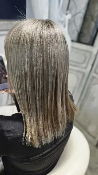 カラー 熊野 タイソンのヘアスタイル