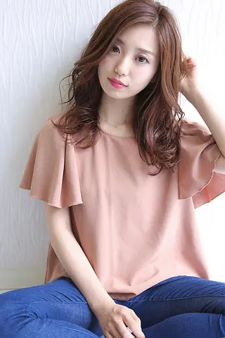 セミロング YOKOI SHINJIのヘアスタイル