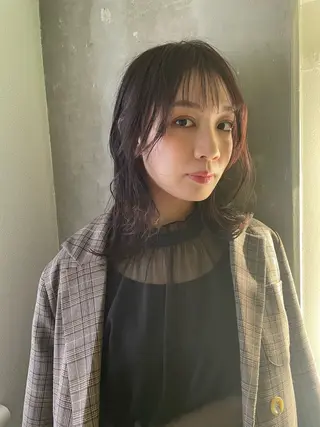 ミディアム 石川 理恵のヘアスタイル
