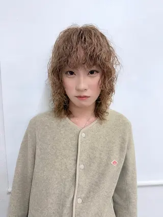 ミディアム カラー パーマ ウルフレイヤー エクステ/kokiのヘアスタイル