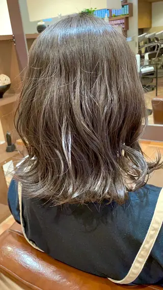ミディアム ブリーチ・縮毛矯正 特化 山下良孝✂️のヘアスタイル