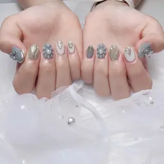 ネイル uu ネイルサロン関内🌼のネイルデザイン