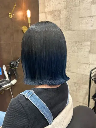 ミディアム salowin 谷本のヘアスタイル