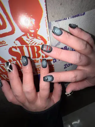 ネイル Sarina ⋆⭒˚ mavieのネイルデザイン