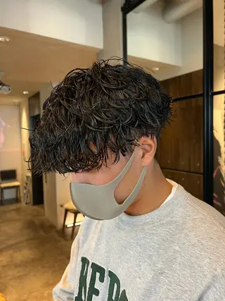 ショート パーマ メンズ 波巻きスパイラルパー マ/シャドウパーマ駿のヘアスタイル