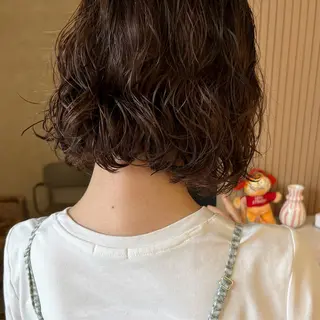 ミディアム 小山 水綺のヘアスタイル