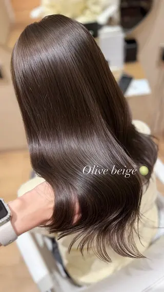 ロング カラー minori🤎 ナチュラル韓国ヘアのヘアスタイル
