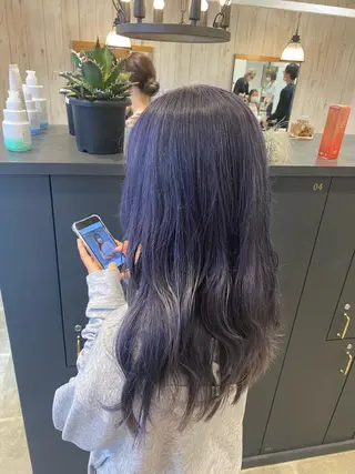 ロング カラー 柴田 枝利子のヘアスタイル