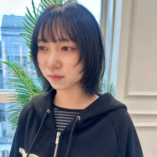 ミディアム レイヤー/ウルフ/ ハイトーンchimiのヘアスタイル