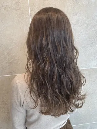 ロング La fith elua 武庫之荘店所属・山口 そらのヘアスタイル