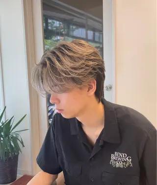 ミディアム カラー ヘアアレンジ メンズ メンズバレイヤージュ 🌫ハイライトのヘアスタイル